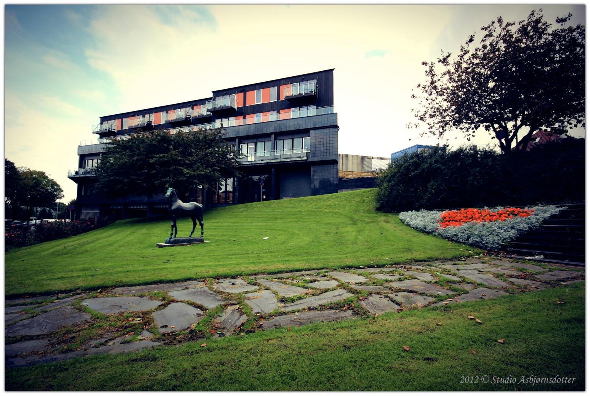 Flotmyrgarden Apartment Hotel Haugesund Bagian luar foto